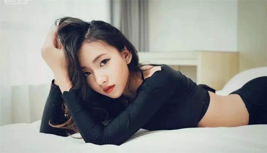 退伍兵王退役回家吃软饭 显露真实身份后妻子傻眼了……