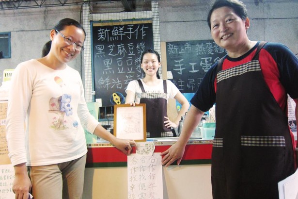 大树下早餐店食材非基改人情满社区
