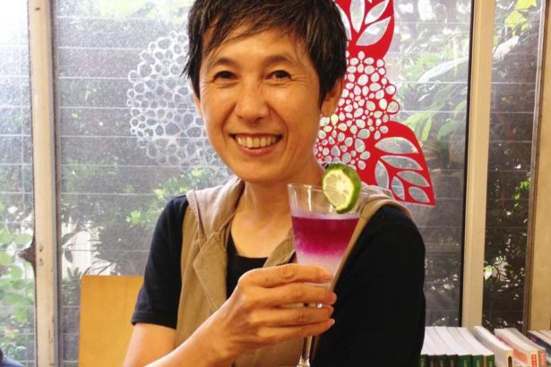 温柔的人必承受地土，扣子《亲自活着》吃喝中实现民主，橇动生活革命